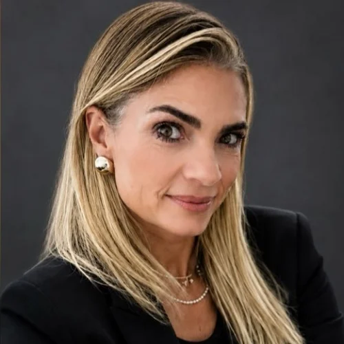 Retrato de Maria Carolina Dourado